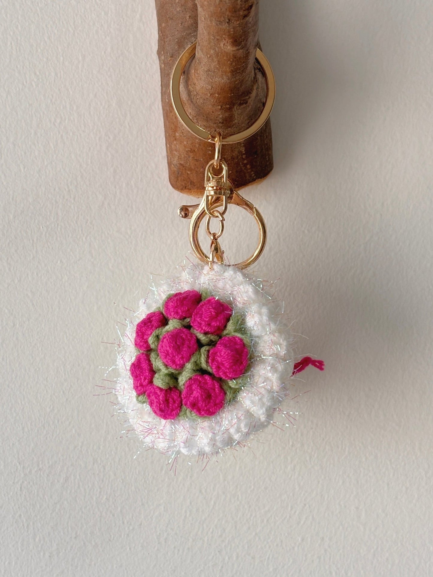 Crochet Mini Pink Rose Bouquet - Crochera