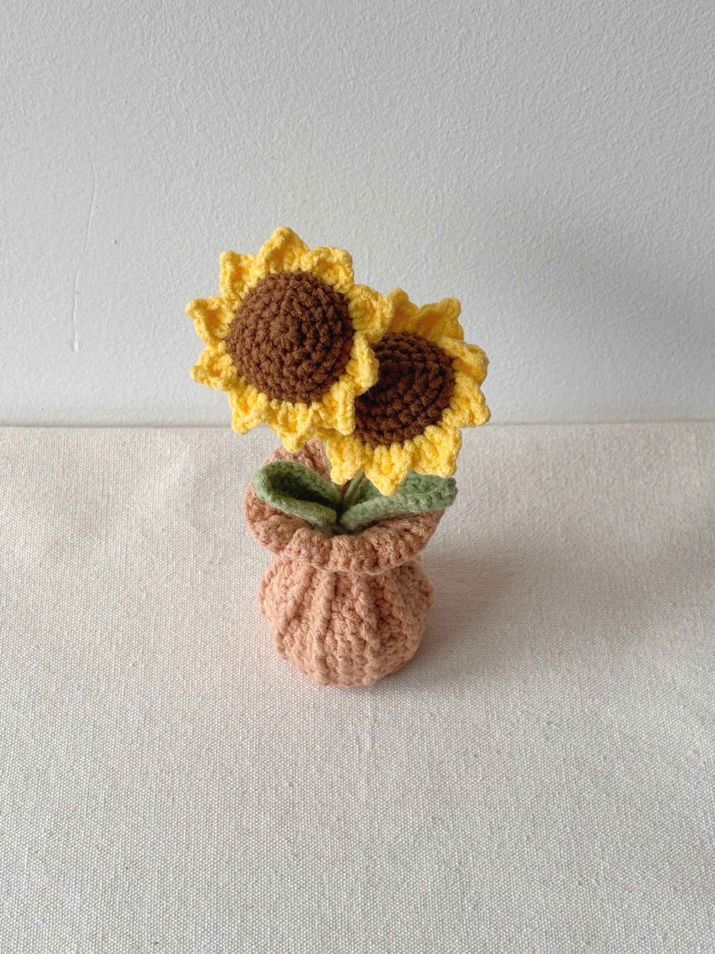 Crochet Mini Sunflowers in Vase - Crochera