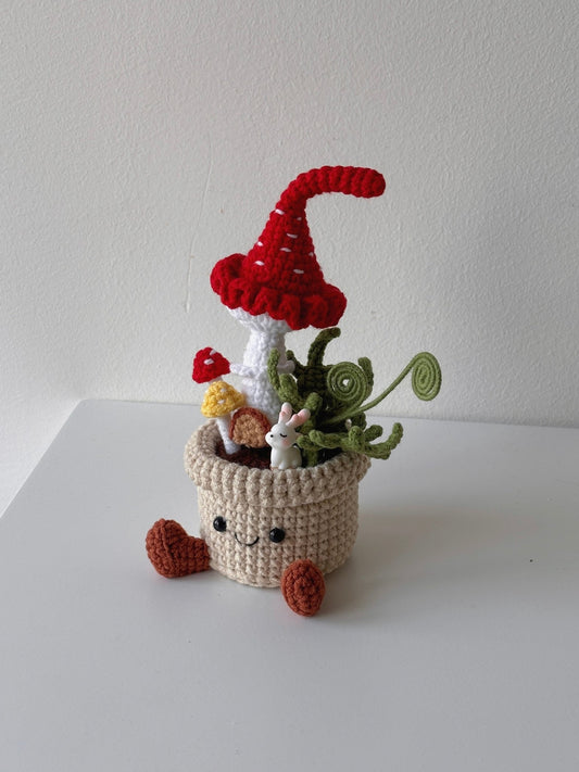Crochet Smiling Mushroom Garden Potted Plant - Crochera