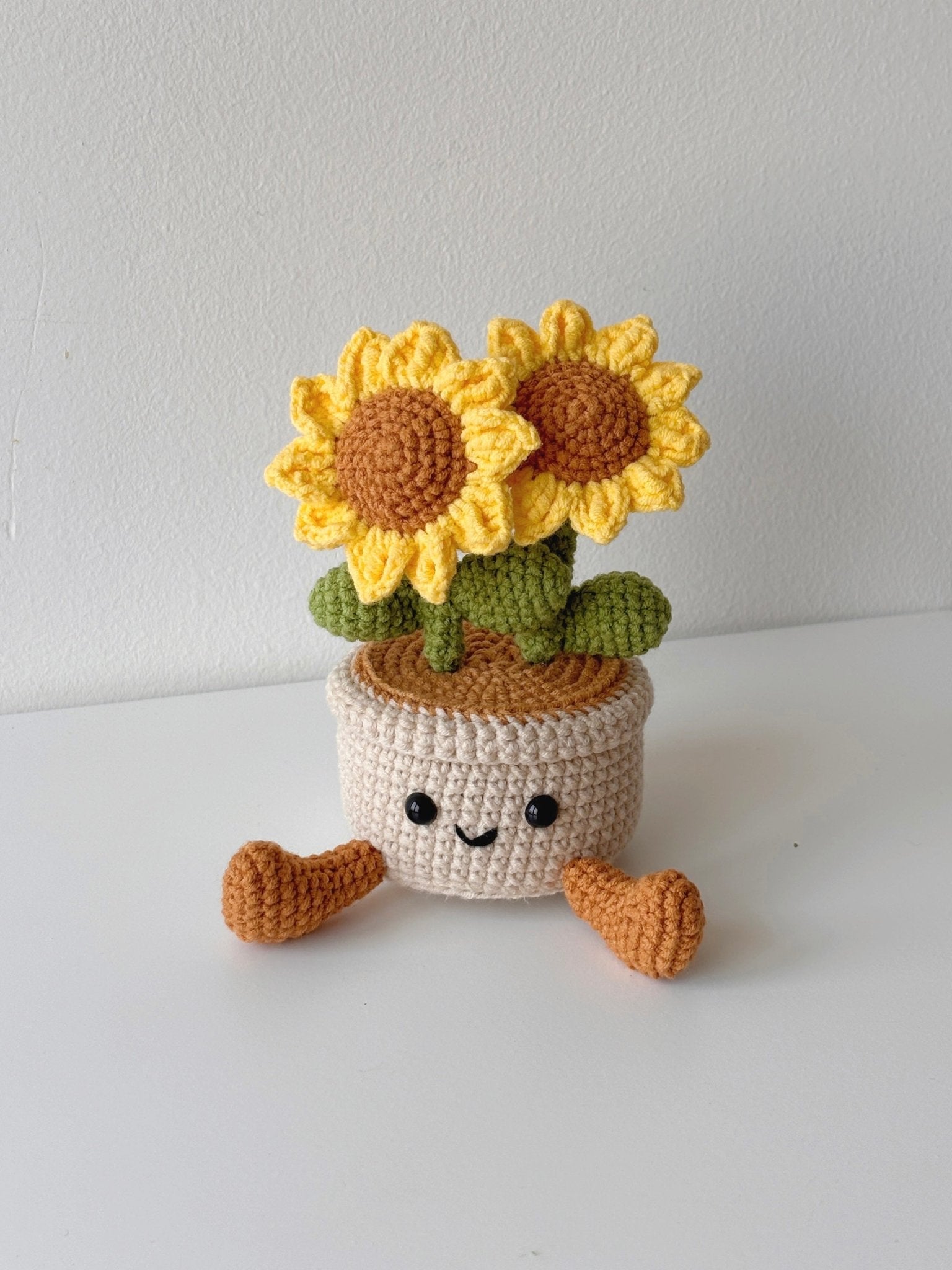 crochet planter Crochet Sunflower Pot with Smiley Planter – Double Bloom