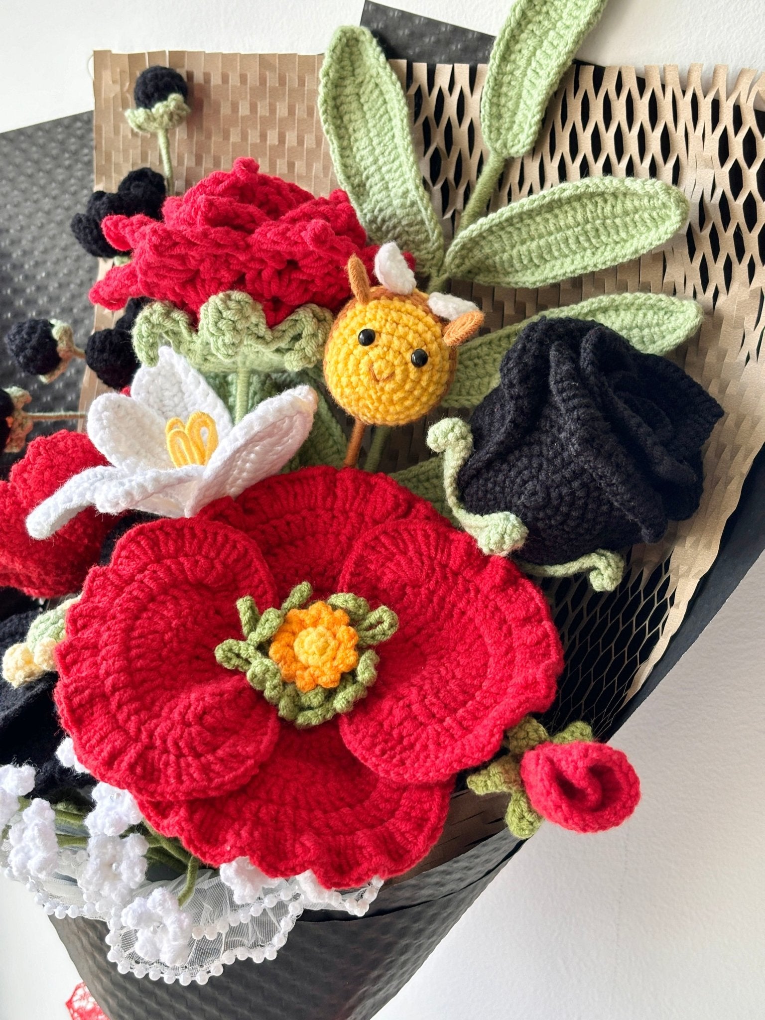 Ruby Night Bloom - Crochera
