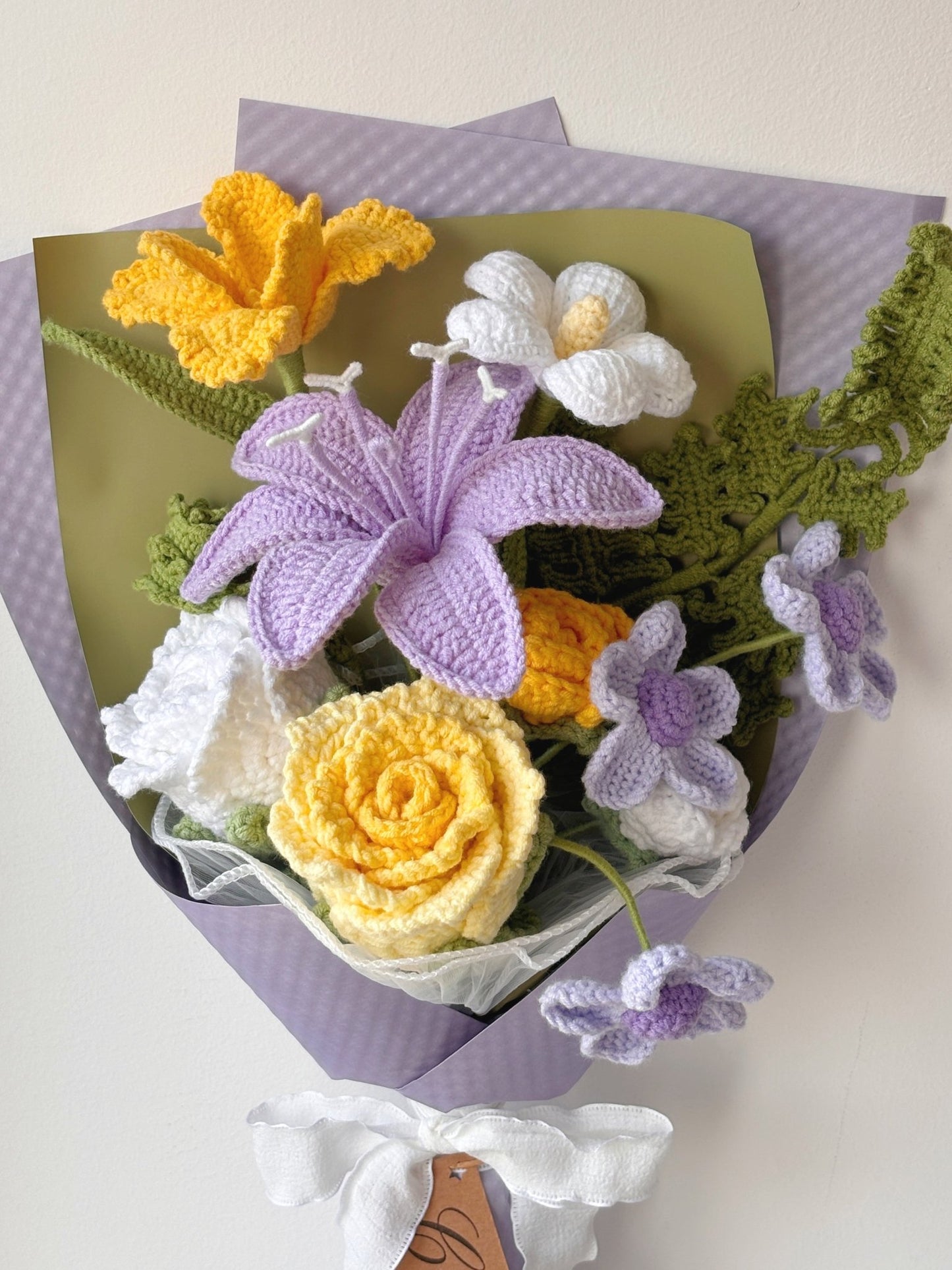 Blissful Petals - Crochera