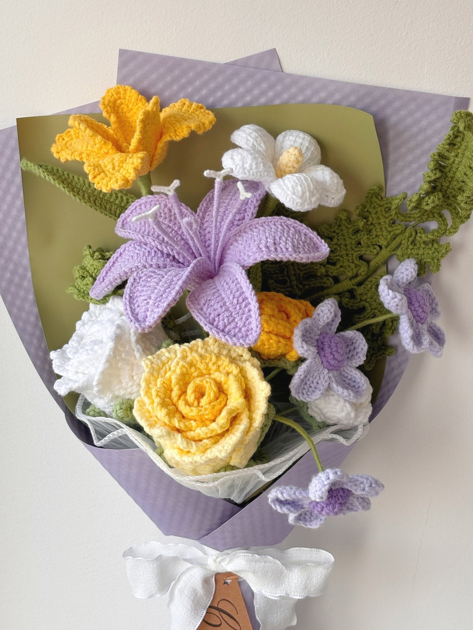 Blissful Petals - Crochera