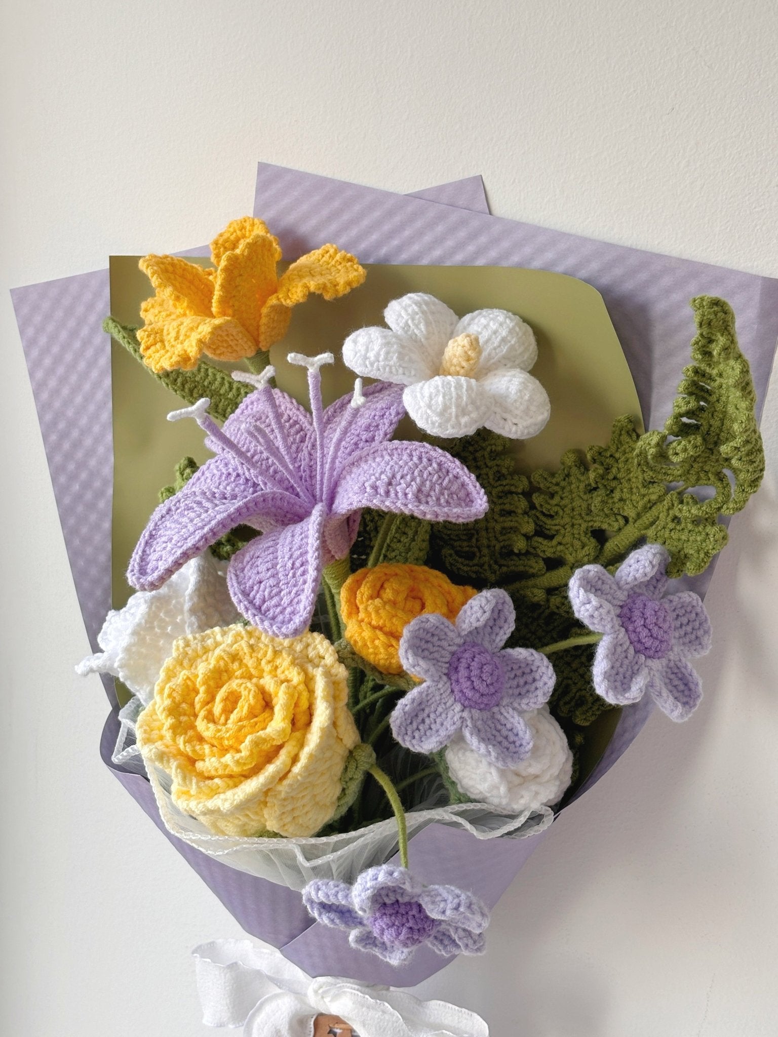 Blissful Petals - Crochera