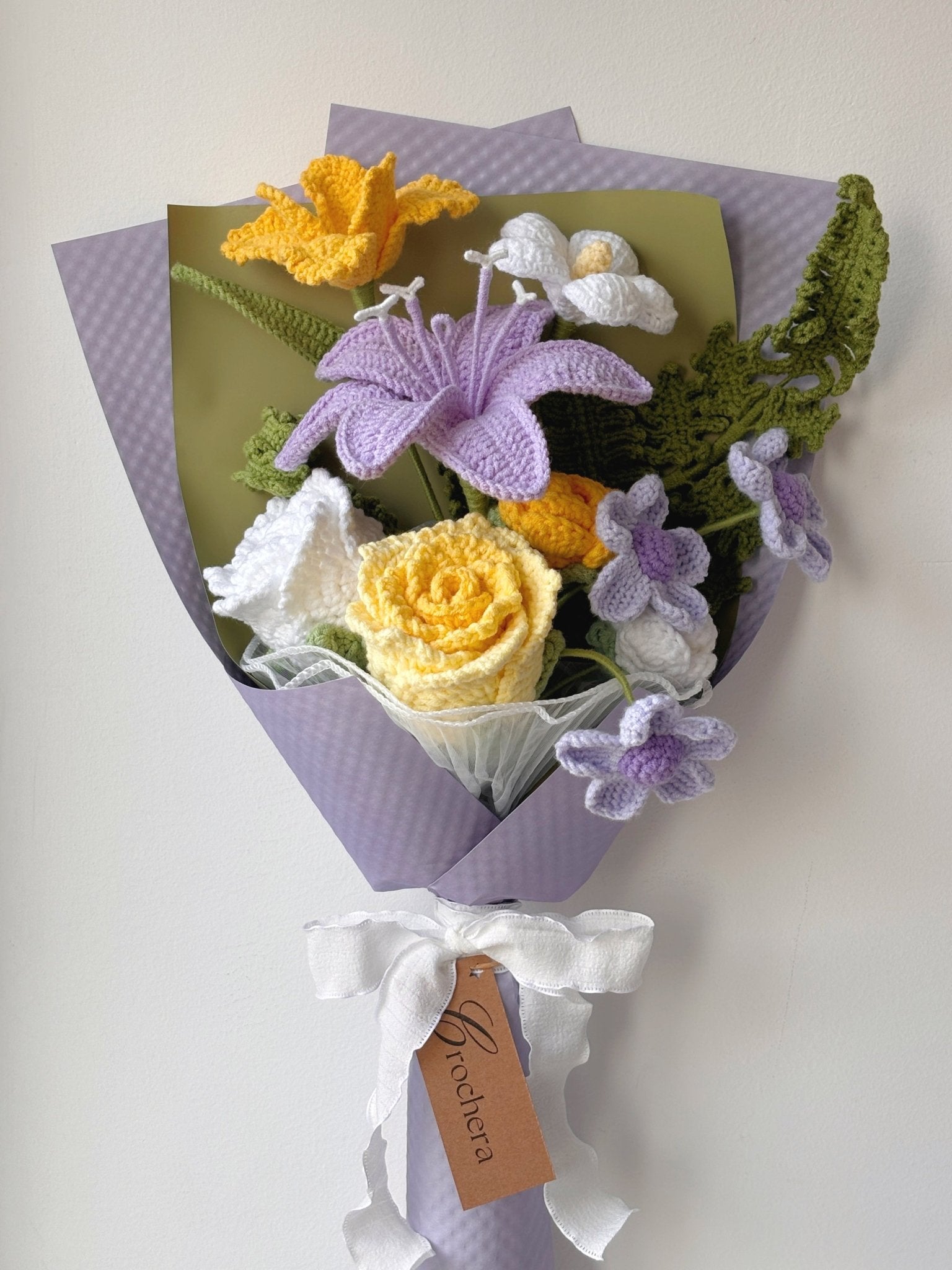 Blissful Petals - Crochera