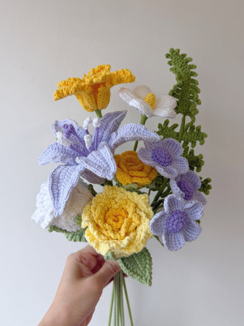 Blissful Petals - Crochera