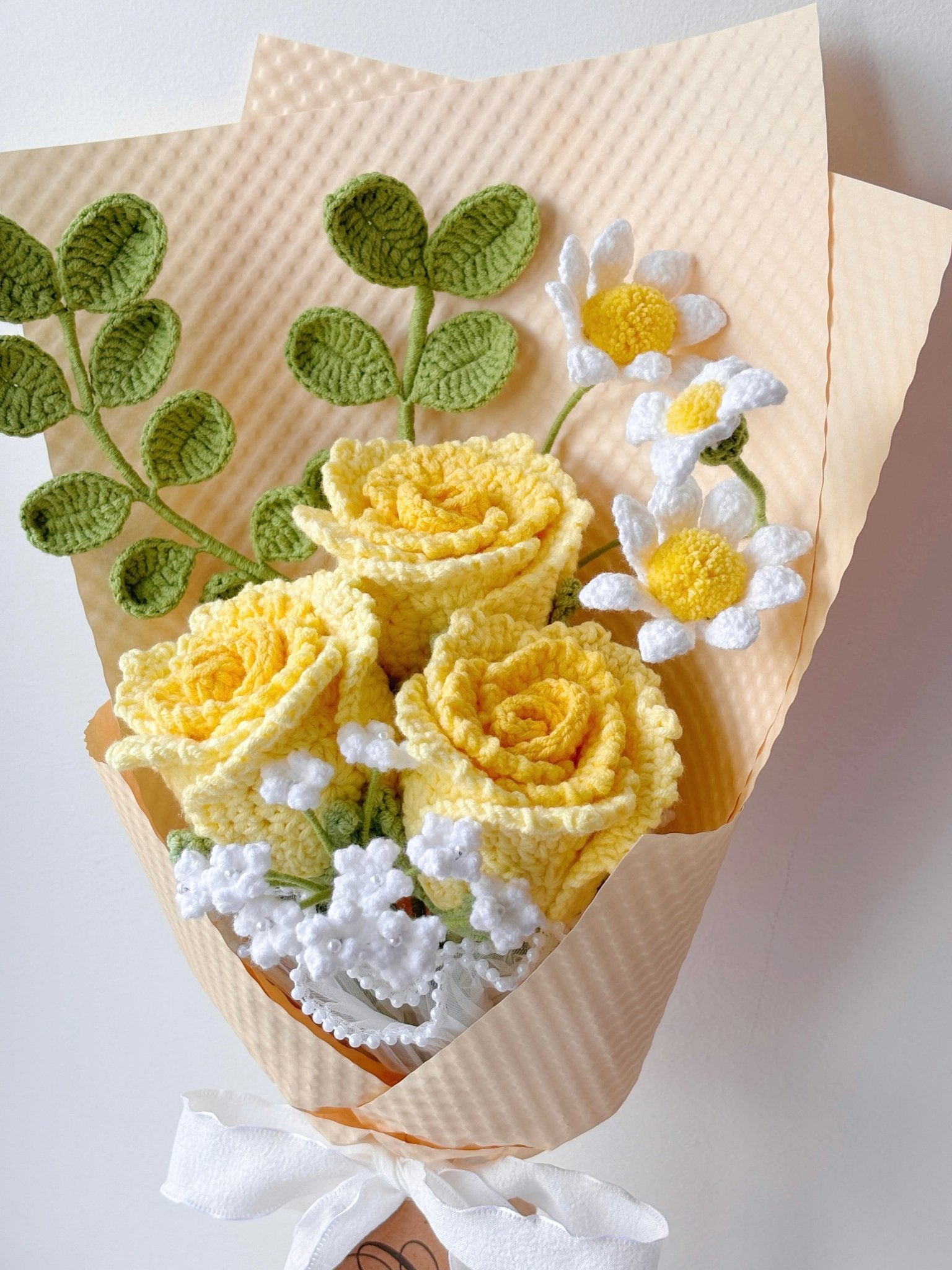 Buttercup Serenade - Crochera