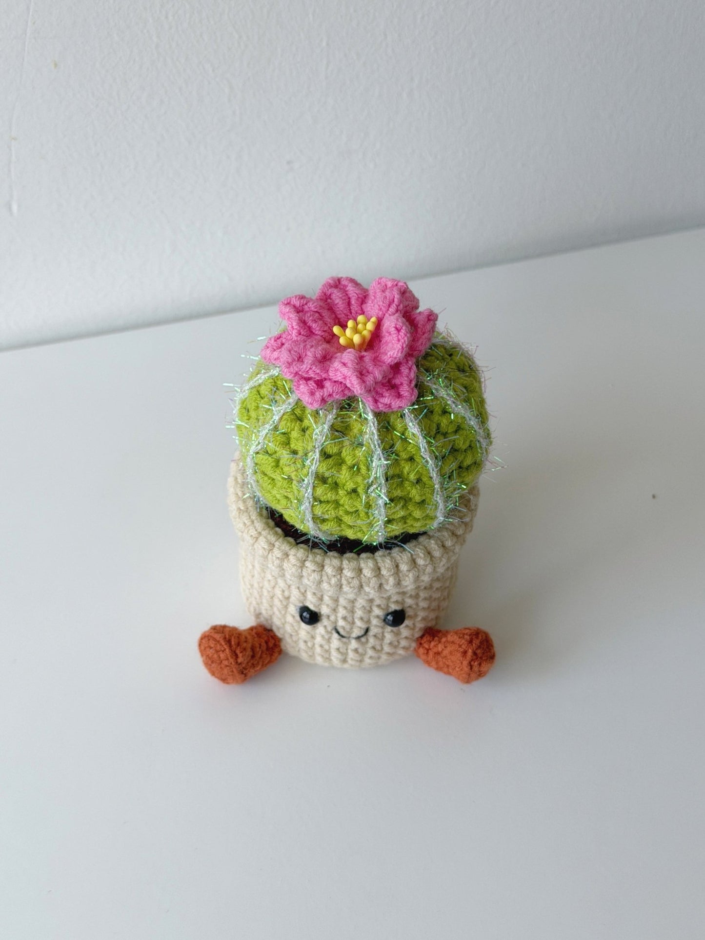 Crochet Blooming Cactus Pot – Smiling Desk Decor - Crochera
