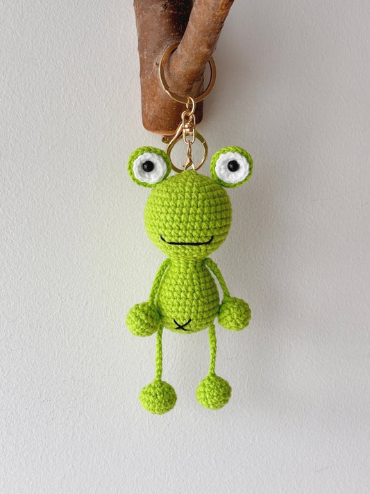 Crochet Dangling - Leg Frog Keychain - Crochera