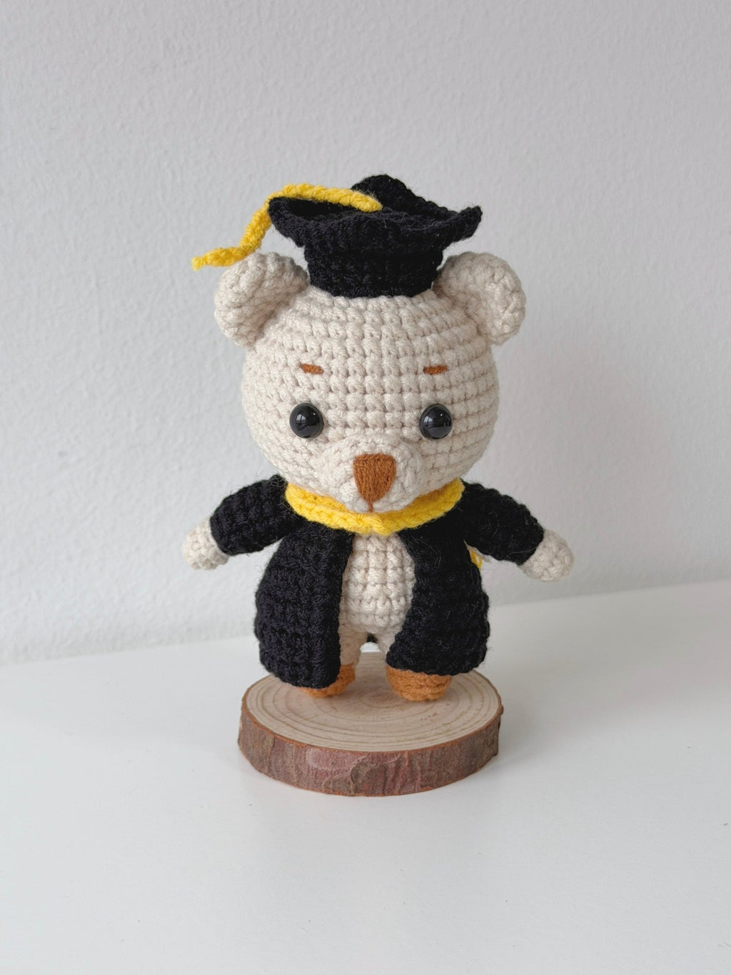 Crochet Graduation Bear - Crochera