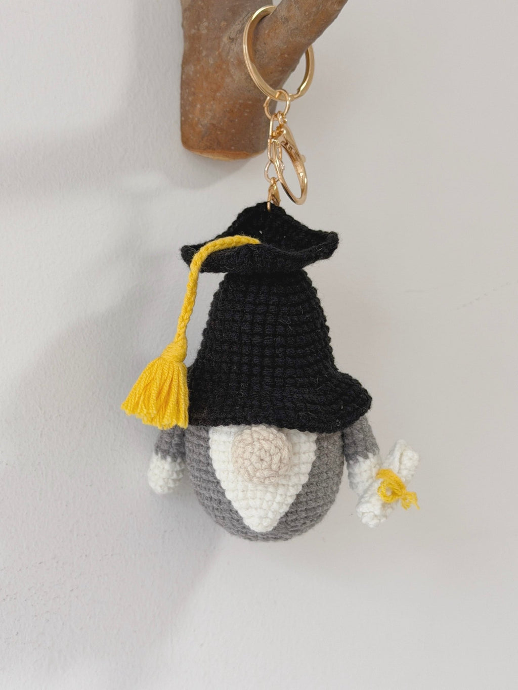 Crochet Graduation Gnome - Crochera