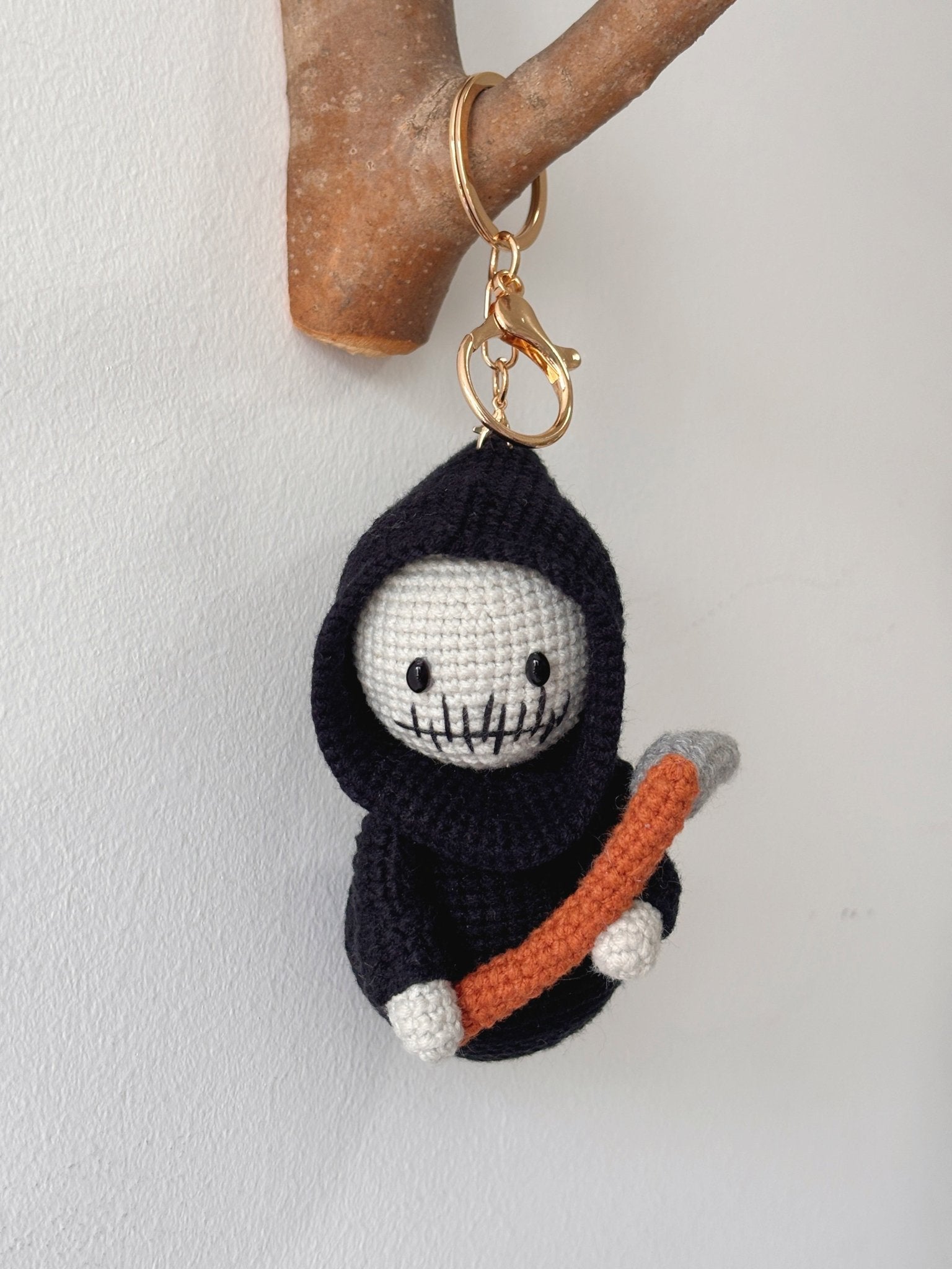 Crochet Grim Reaper Charm / Ornament - Crochera