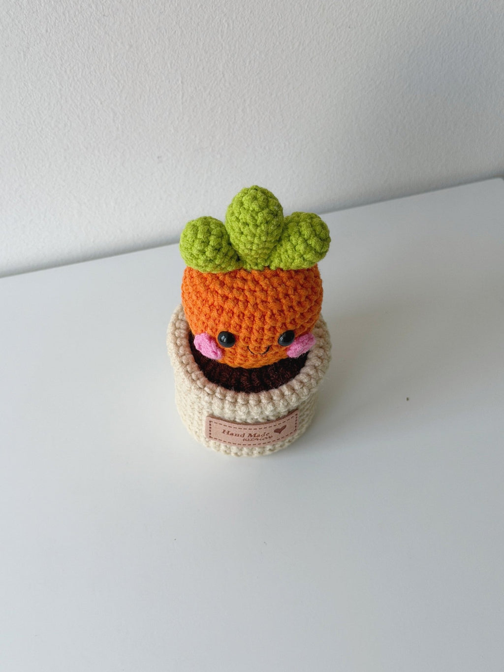 Crochet Mini Carrot Potted Plant - Crochera