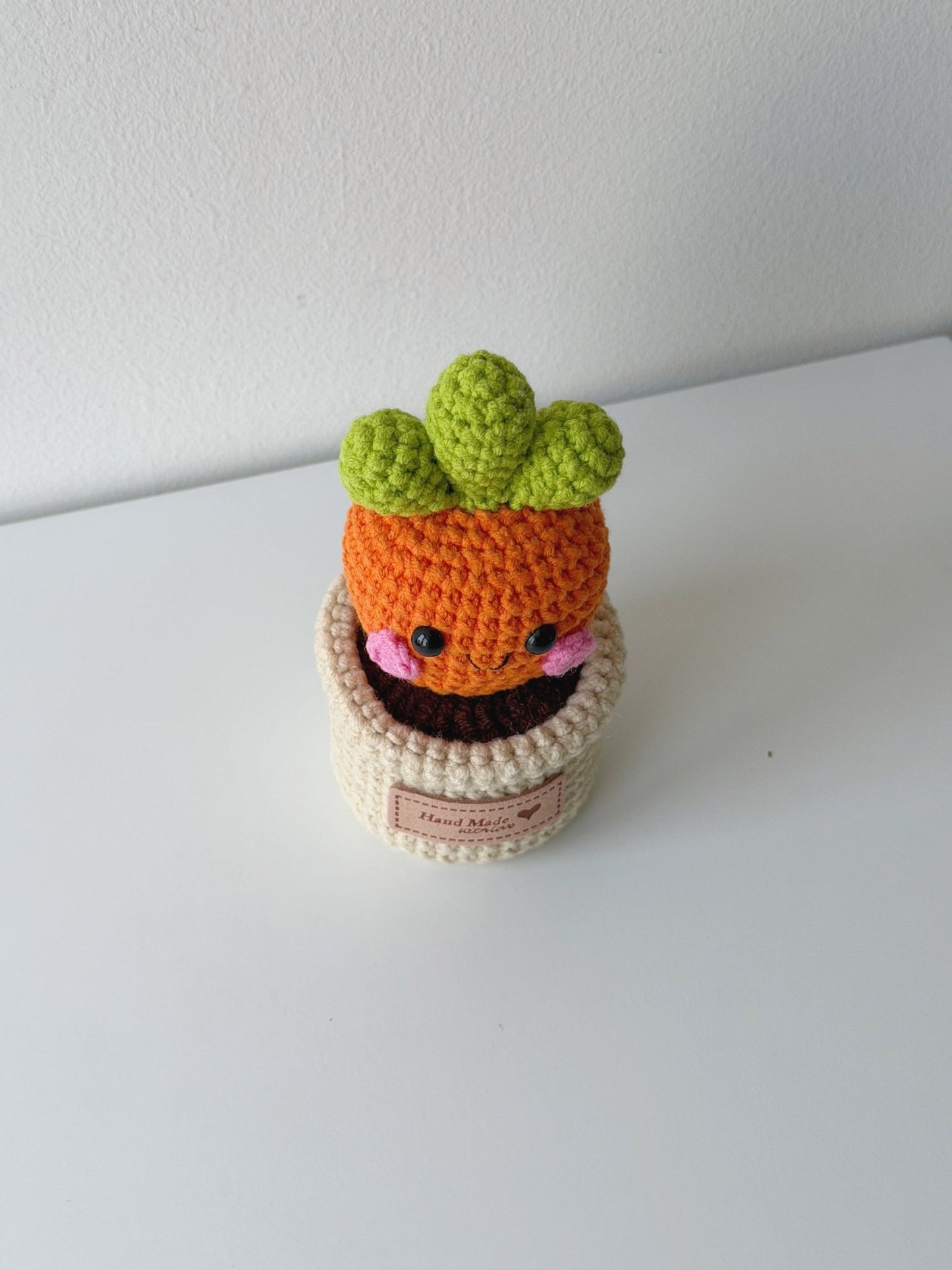 Crochet Mini Carrot Potted Plant - Crochera