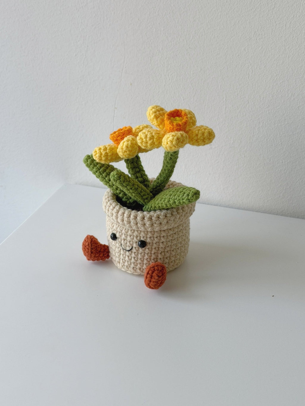 Crochet Mini Daffodil Potted Plant - Crochera