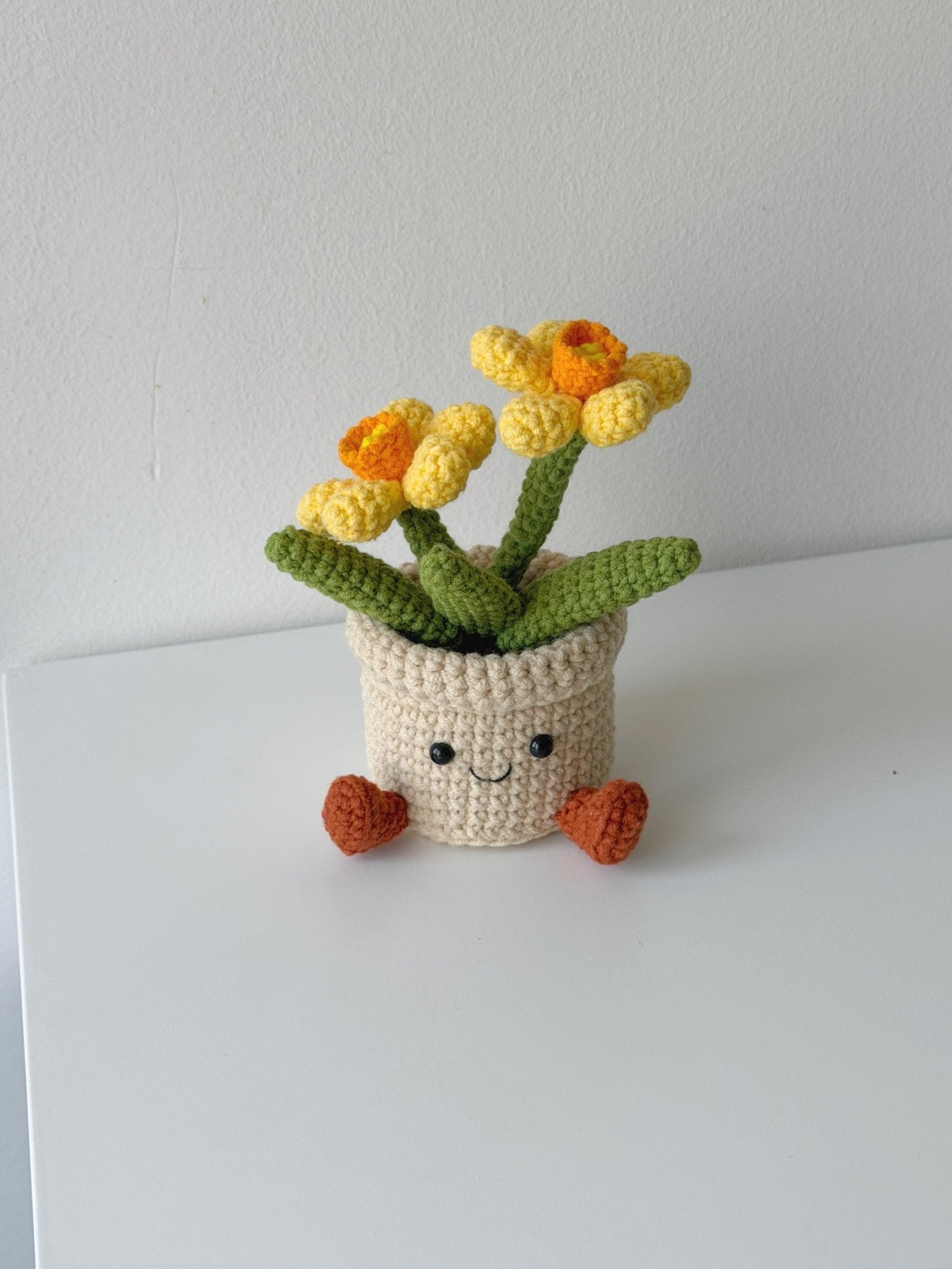 Crochet Mini Daffodil Potted Plant - Crochera