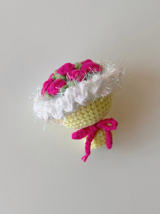 Crochet Mini Pink Rose Bouquet - Crochera