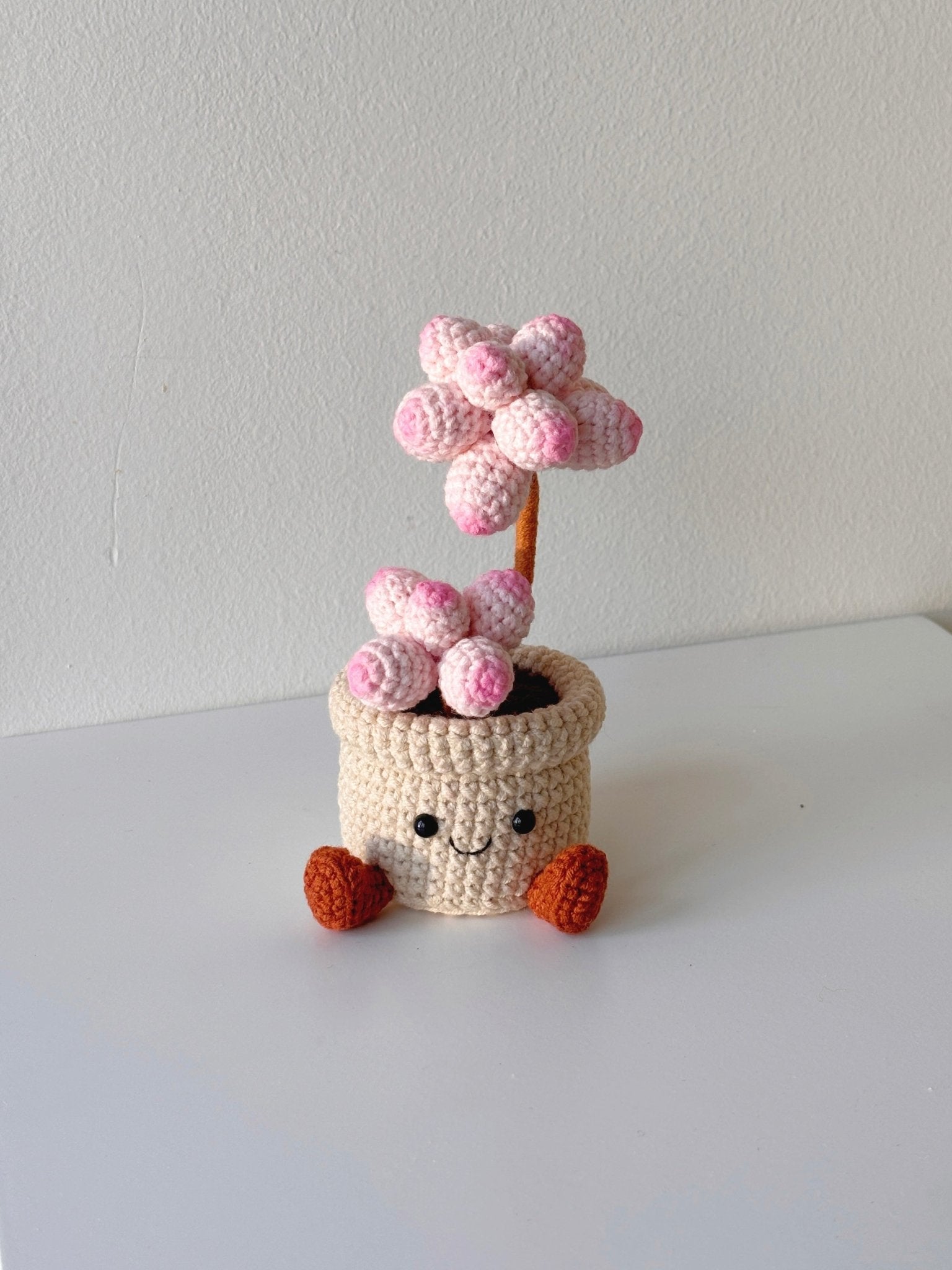 Crochet Mini Pink Succulent Potted Plant - Crochera