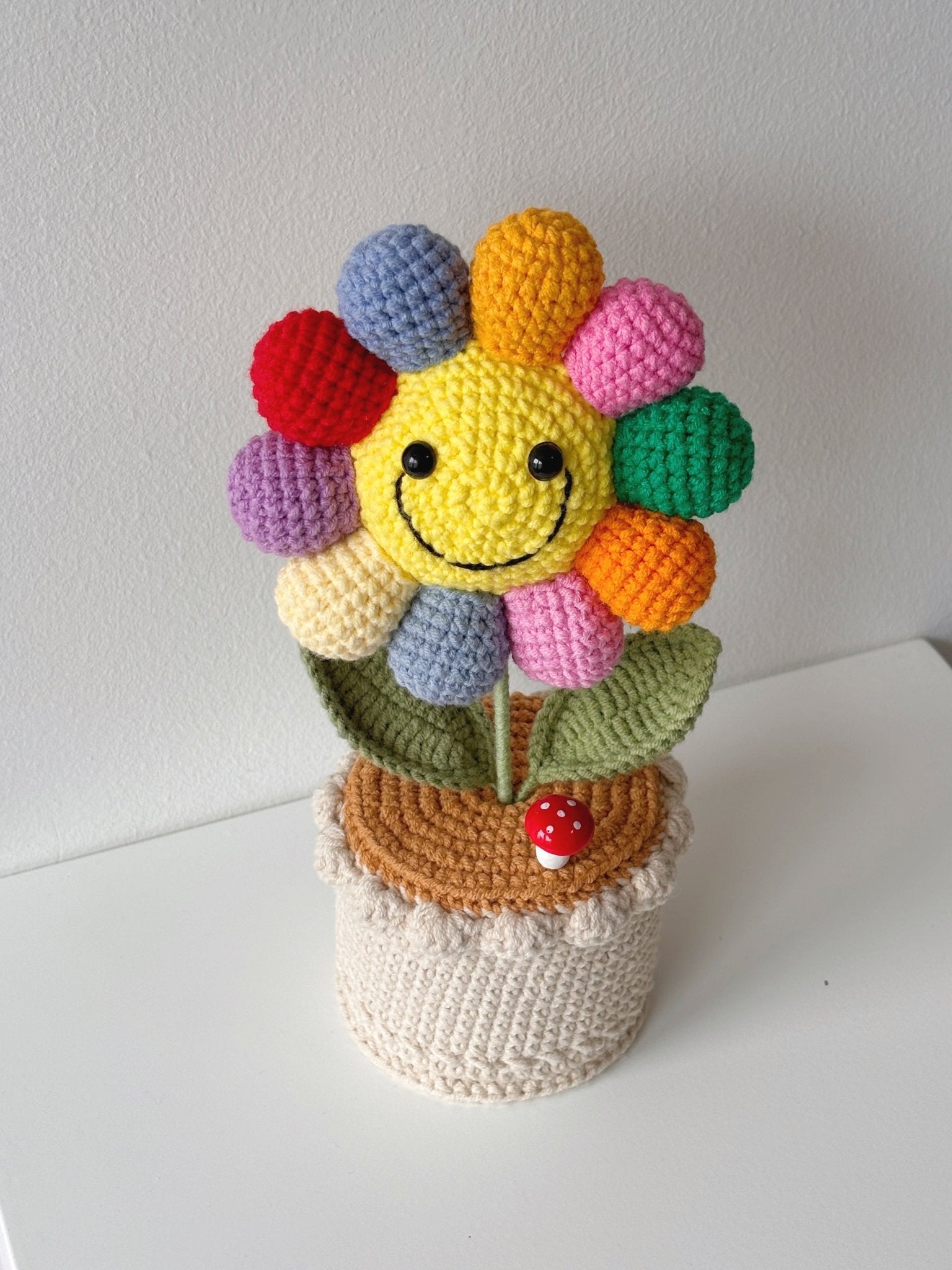 Crochet Rainbow Smiley Sunflower Pot - Crochera