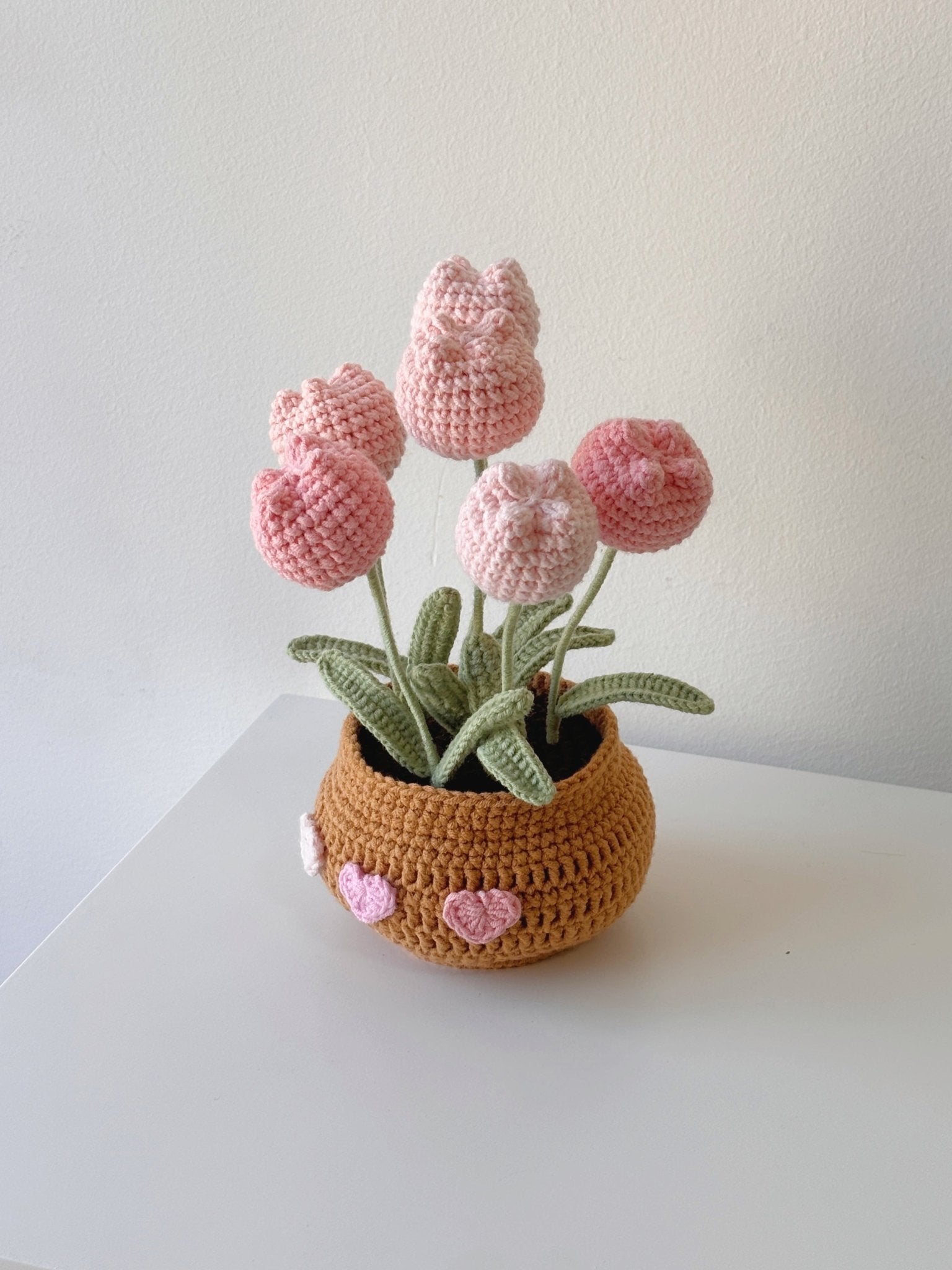 Crochet Six - Bloom Tulip Potted Plant - Crochera