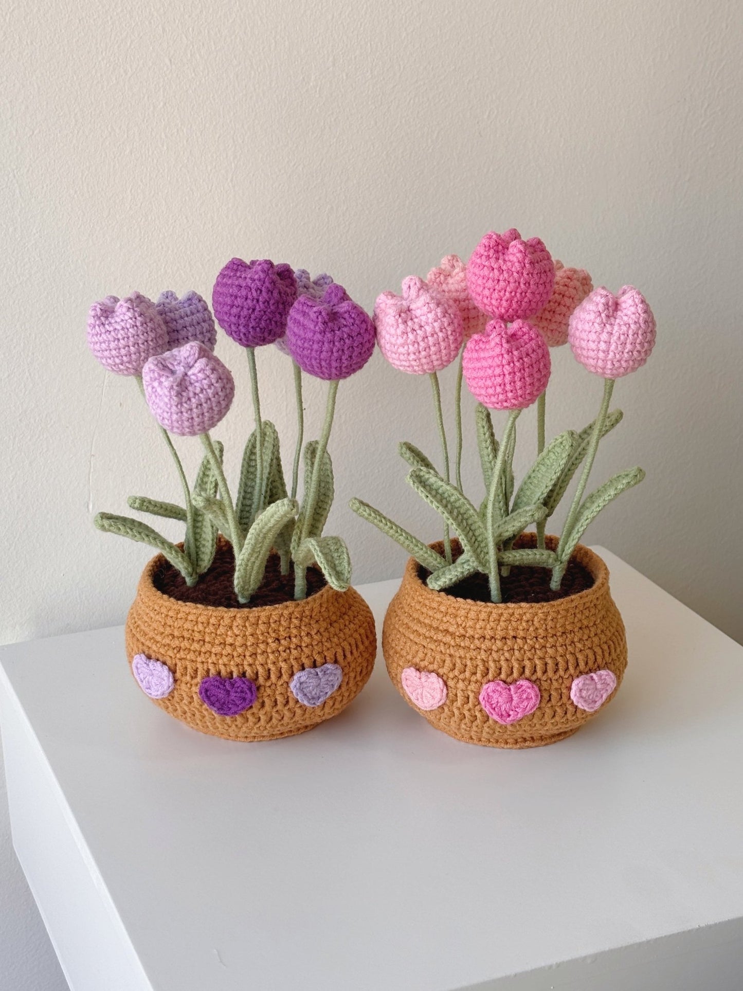Crochet Six - Bloom Tulip Potted Plant - Crochera