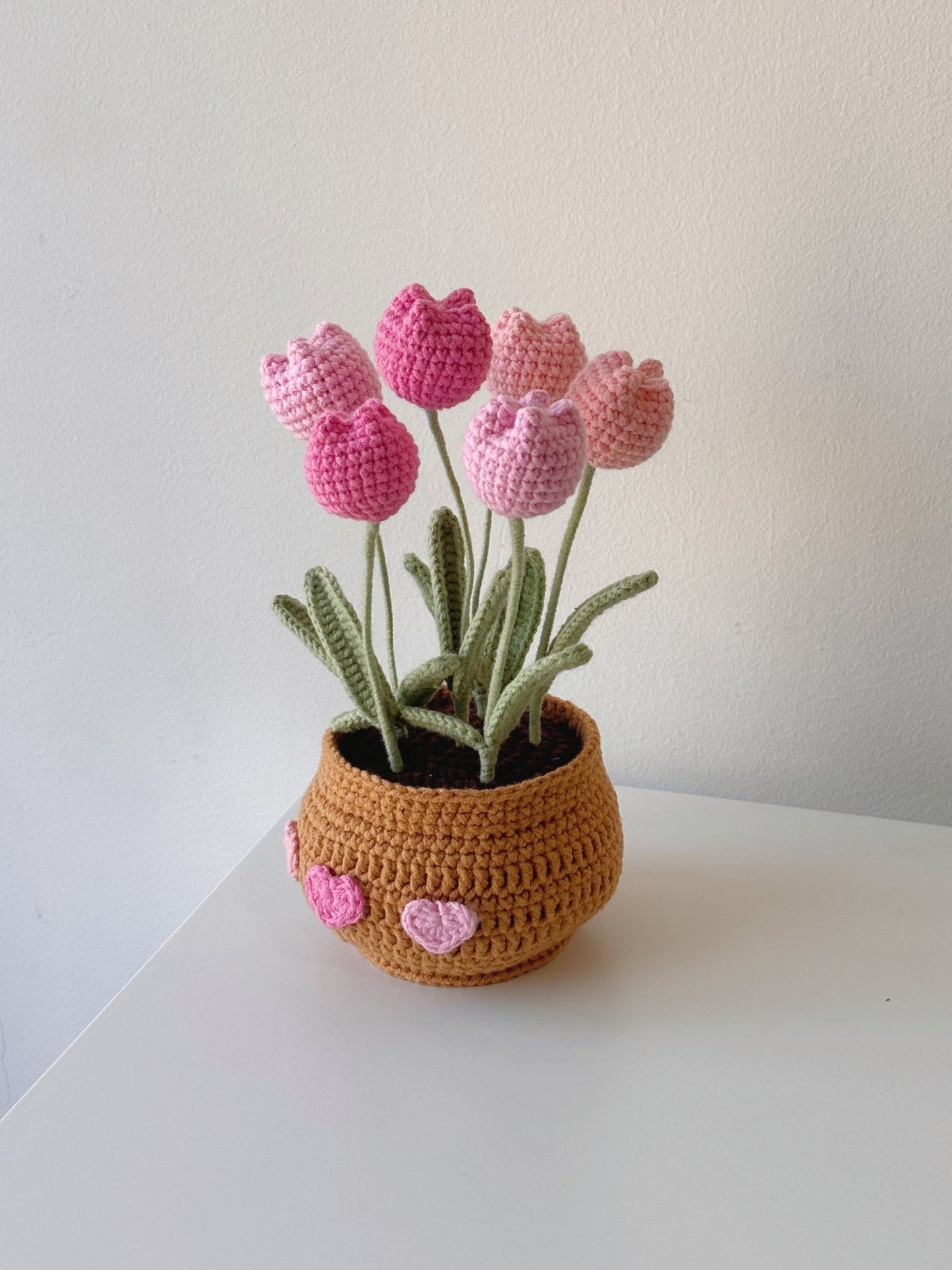 Crochet Six - Bloom Tulip Potted Plant - Crochera