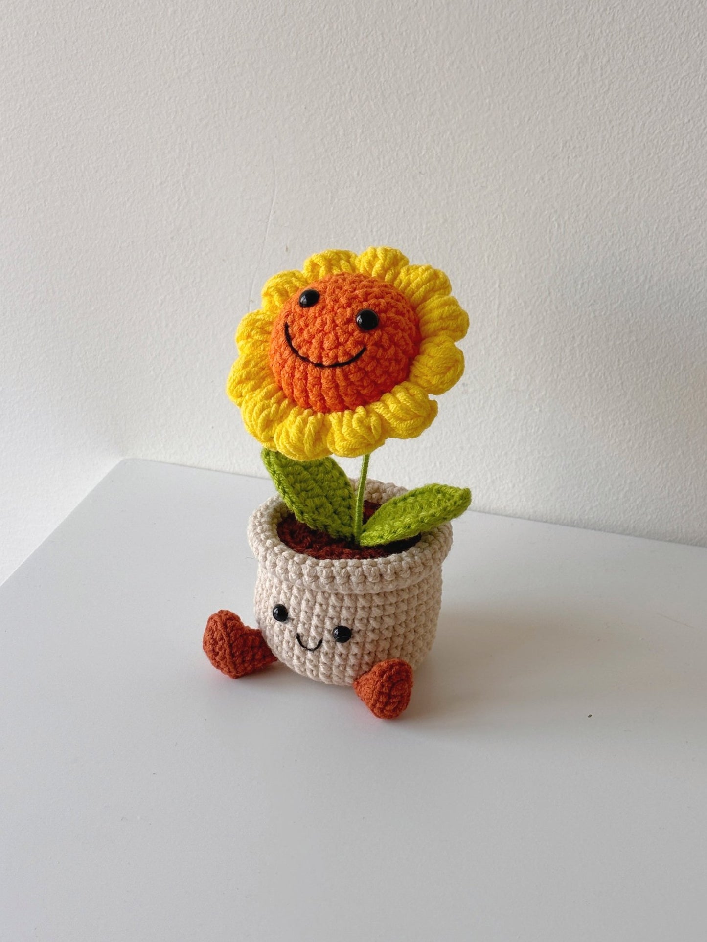 Crochet Smiling Sunflower Potted Plant - Crochera