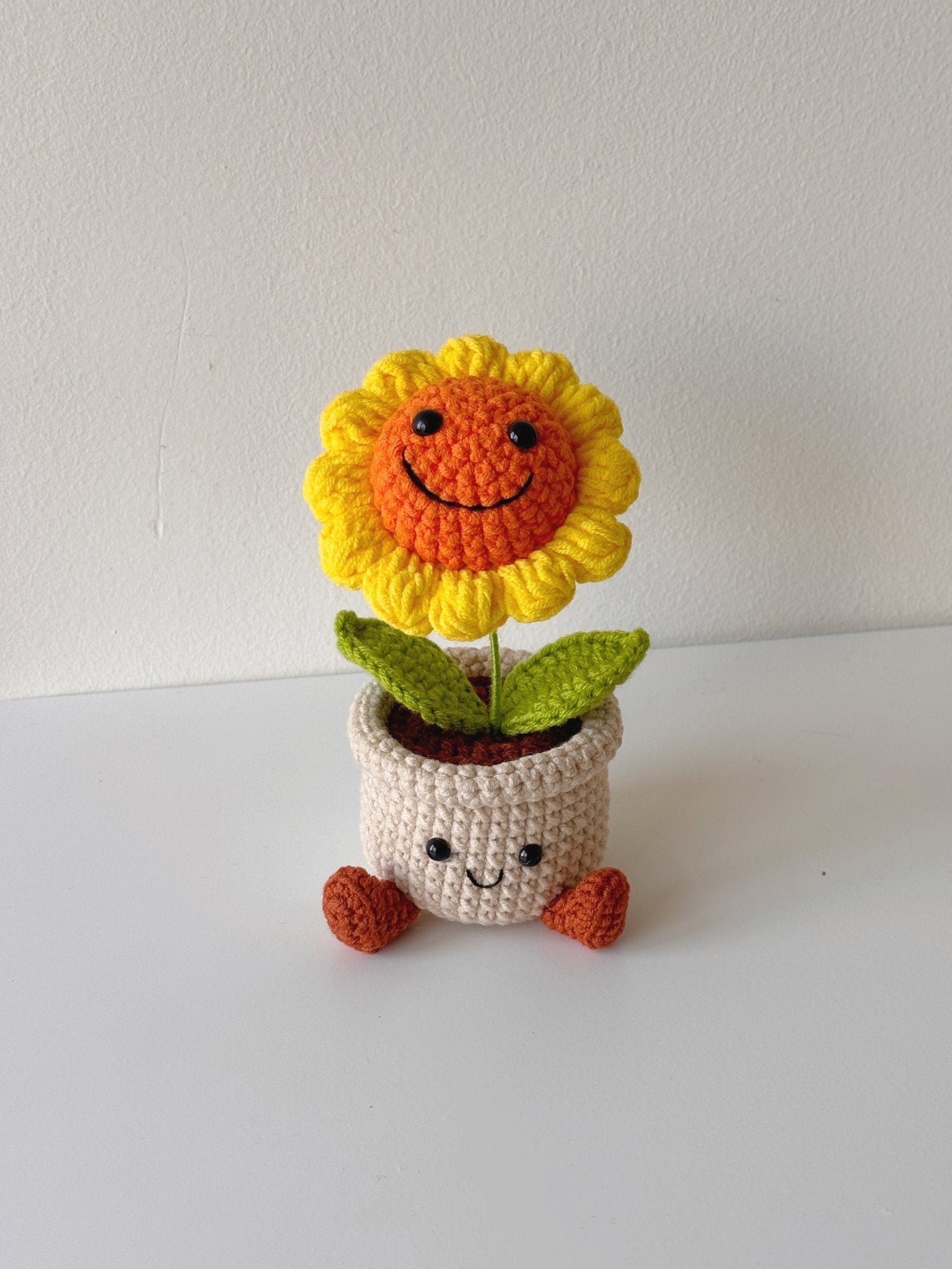 Crochet Smiling Sunflower Potted Plant - Crochera