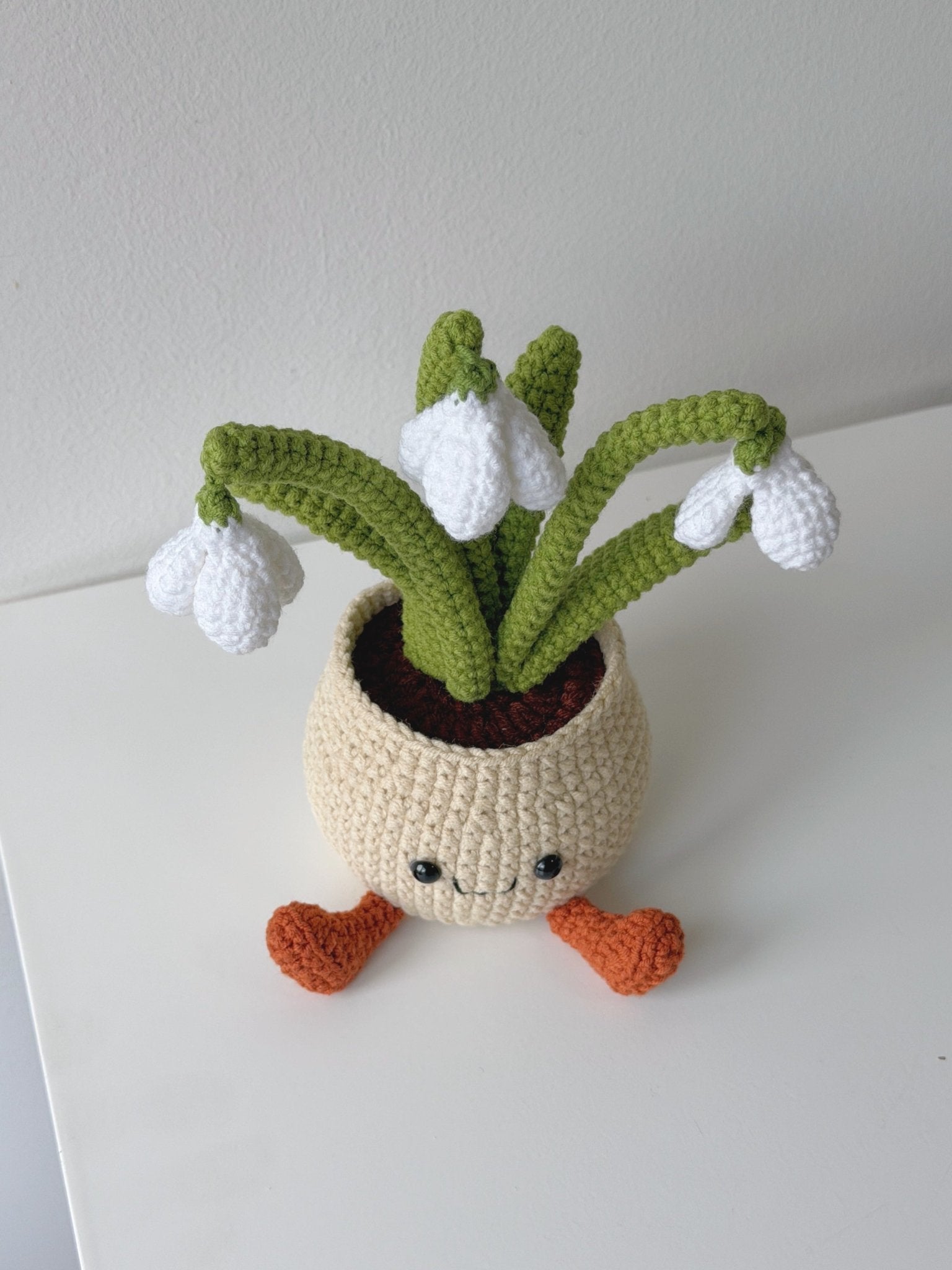Crochet Snowdrop Potted Plant - Crochera