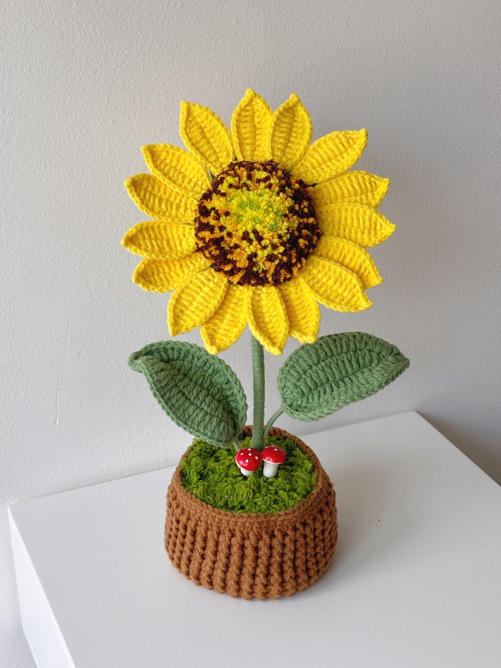 Crochet Sunflower Pot - Crochera