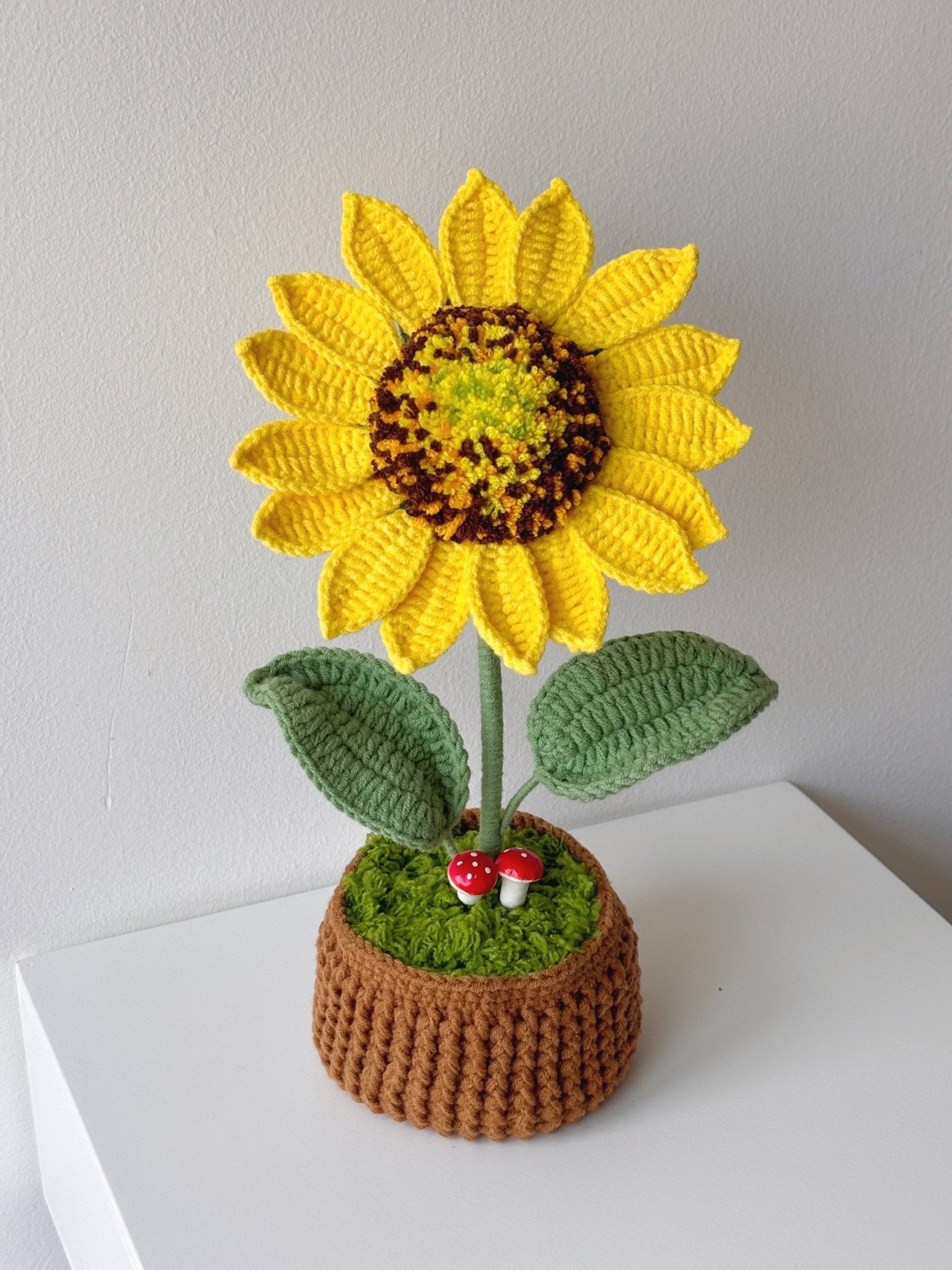 Crochet Sunflower Pot - Crochera