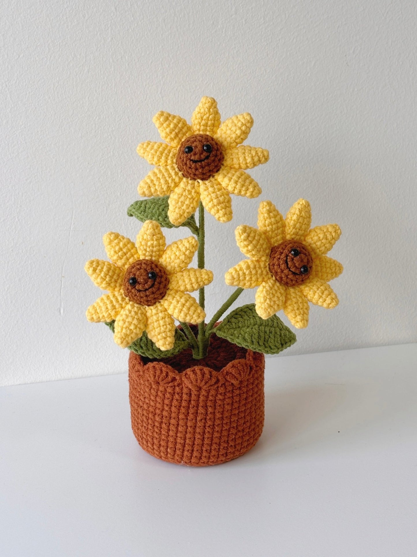 Crochet Triple Sunflower Potted Plant - Crochera
