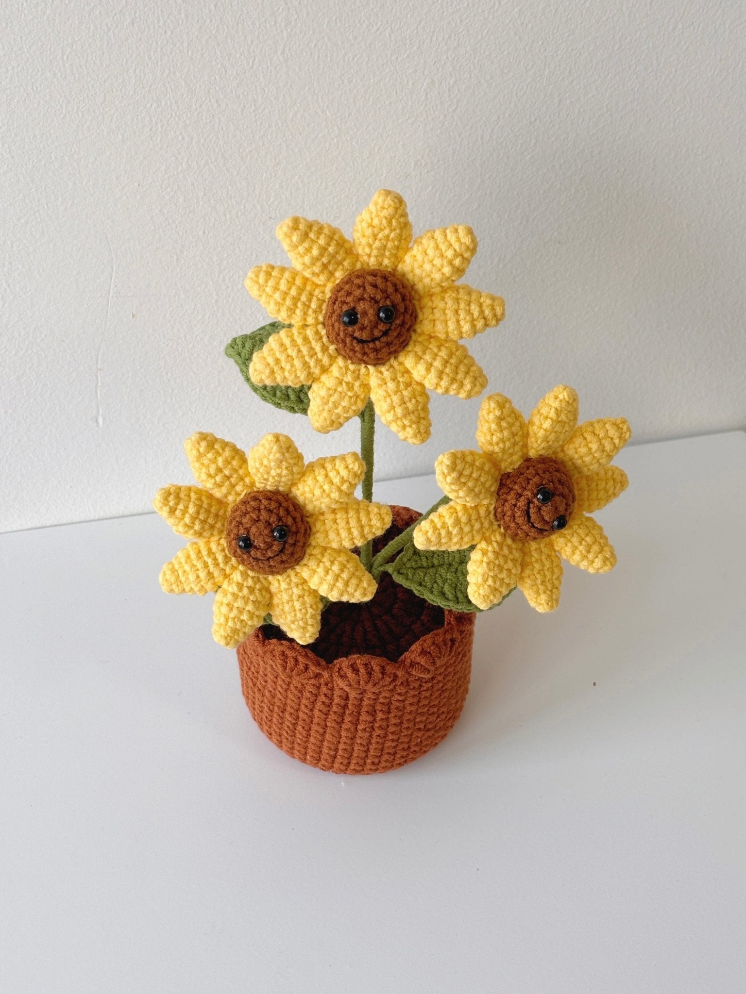 Crochet Triple Sunflower Potted Plant - Crochera
