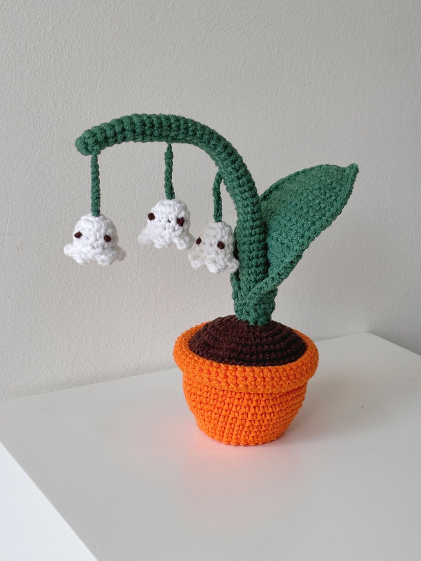 Halloween Ghost Crochet Potted Plant - Crochera