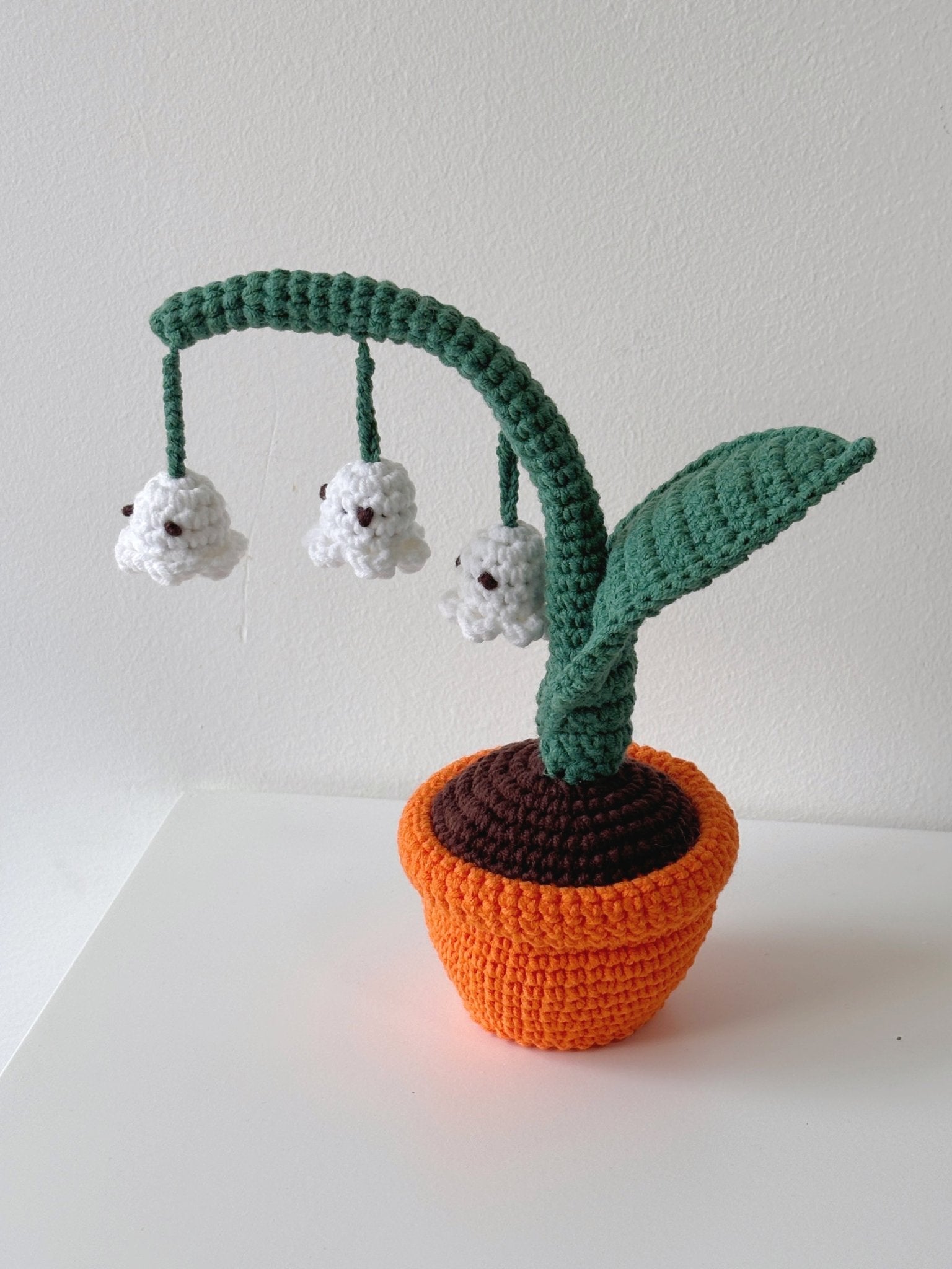 Halloween Ghost Crochet Potted Plant - Crochera