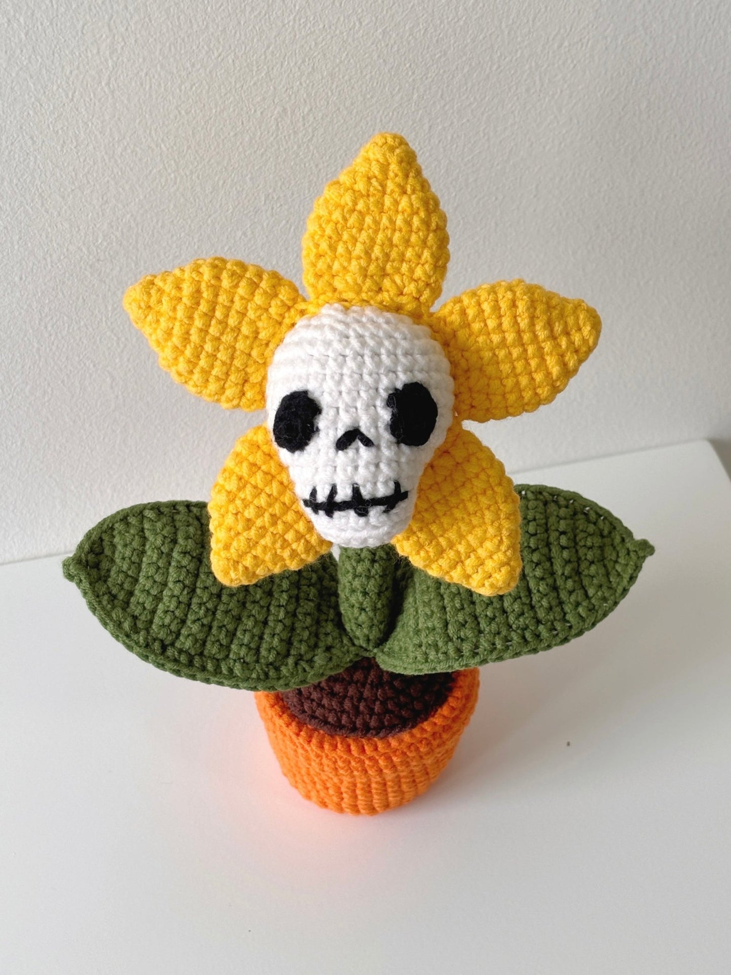 Halloween Skull Sunflower Crochet Potted Plant - Crochera