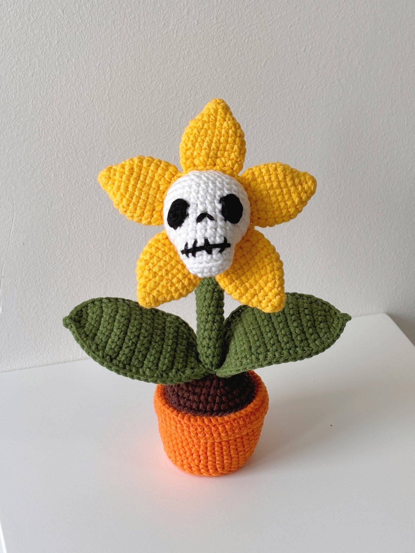 Halloween Skull Sunflower Crochet Potted Plant - Crochera