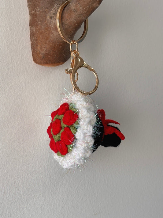 Handmade Crochet Mini Red Rose Bouquet Charm - Crochera